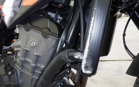 KTM 890 DUKE GP 2023