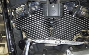 HARLEY FLBS 1870 2019