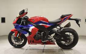 HONDA CBR1000RR R 2021 SC82