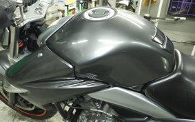SUZUKI GSR250