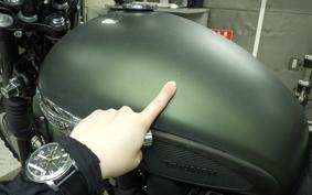 TRIUMPH SCRAMBLER 900 2009