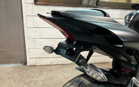 YAMAHA YZF-R1 S 2021 RN42