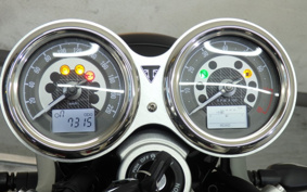 TRIUMPH SPEED TWIN 2023 DAD85H