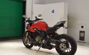 DUCATI STREETFIGHTER V4 S 2021