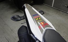 YAMAHA WR250R 1999 DG15J