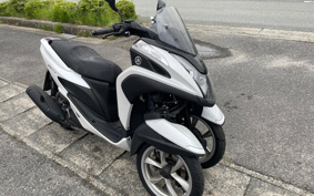 YAMAHA TRICITY 125 SE82J