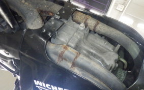 HONDA CBR750 1988 RC27