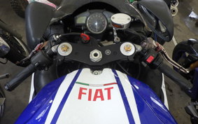YAMAHA YZF-R1