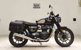 TRIUMPH STREET TWIN 2021