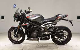 TRIUMPH STREET TRIPLE RS 2021