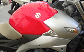 SUZUKI GSR600 2008