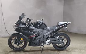 YAMAHA YZF R-3 2018 RH13J