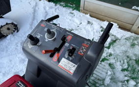 HONDA  SNOW BLOWER  MACHINE 