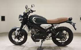 YAMAHA XSR155 2010