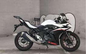 SUZUKI GSX250R DN11A