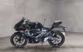SUZUKI GSX-R125 DL33B