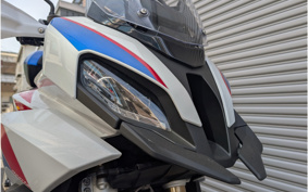 BMW S1000XR 2021 0E41