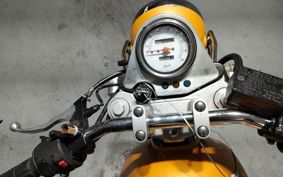 YAMAHA RNESSA 4DN