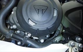 TRIUMPH STREET TRIPLE RS 2019