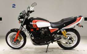 YAMAHA XJR400 R 2018 4HM