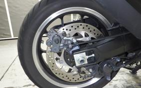 YAMAHA T-MAX 560 2025 SJ21J