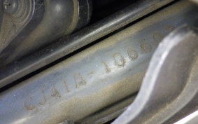 SUZUKI SKYWAVE 250 (Burgman 250) CJ41A