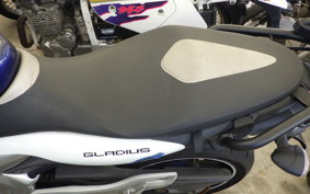 SUZUKI ｸﾞﾗﾃﾞｨｳｽ400 VK58A