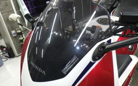 HONDA CB1300SB SUPER BOLDOR 2015 SC54