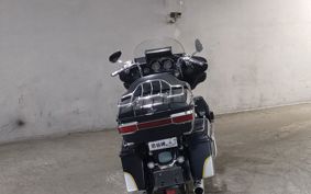 HARLEY FLHTCUSE 1800CVO PR8