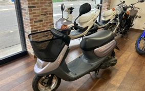 YAMAHA JOG POCHE SPACE INO BEIGE YON SA08J