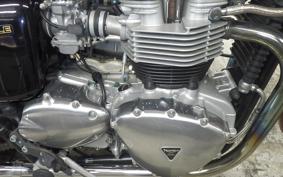 TRIUMPH BONNEVILLE 2010