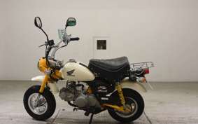 HONDA MONKEY 2004 AB27