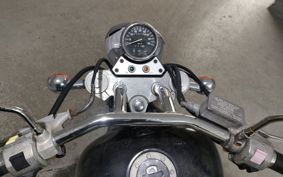 SUZUKI DESPERADO400 VK52A