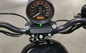 HARLEY HARLEY XL883R CS2