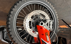 KTM 890 ADVENTURE	 R TR640