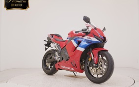 HONDA CBR600RR 2025 PC40