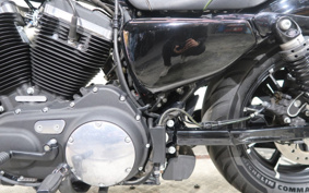 HARLEY XL883N 2018 LE2