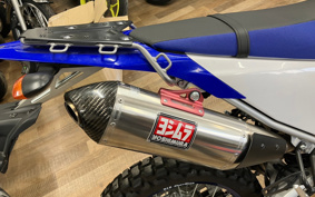 YAMAHA WR250R DG20
