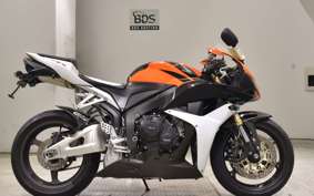 HONDA CBR600RR GEN 3 2025
