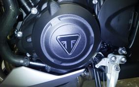 TRIUMPH STREET TRIPLE RX 2026