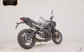 TRIUMPH STREET TRIPLE R 2026