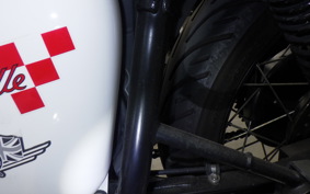 TRIUMPH BONNEVILLE T214 2015