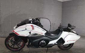 HONDA NM4 VULTUS -02 RC82