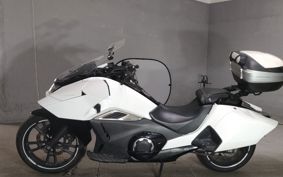 HONDA NM4 VULTUS -02 2015 RC82