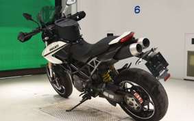 DUCATI HYPERMOTARD 796 2011