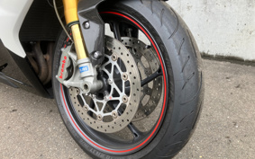 TRIUMPH DAYTONA 675 R 2015 TTA14F