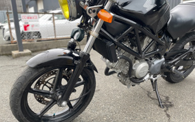 HONDA VTR 250 MC33