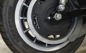 HARLEY XL883R 2006