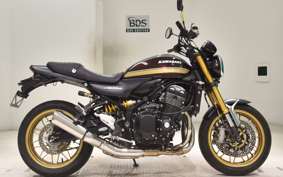 KAWASAKI Z900RS SE 2025 ZR900K