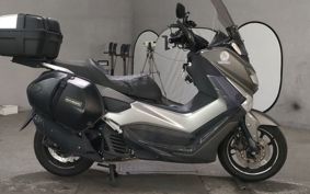 YAMAHA N-MAX 155 SG50J